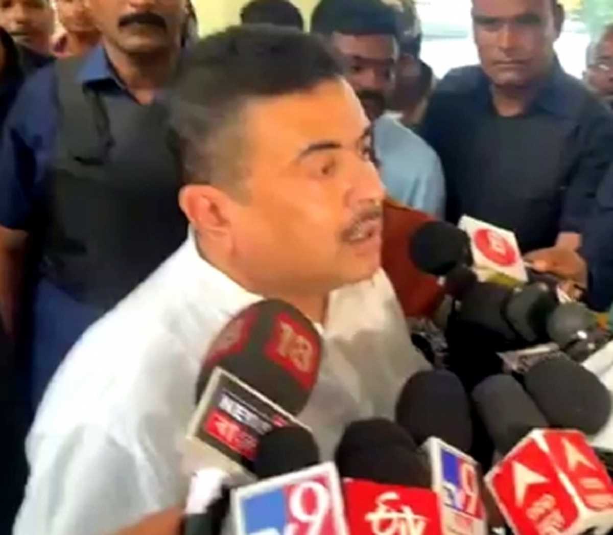 बंगाल पंचायत चुनाव : शुभेंदु ने तृणमूल पर आरक्षित सीटों पर सामान्य उम्मीदवारों को खड़ा करने का आरोप लगाया